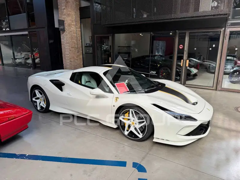 2021 Ferrari F8