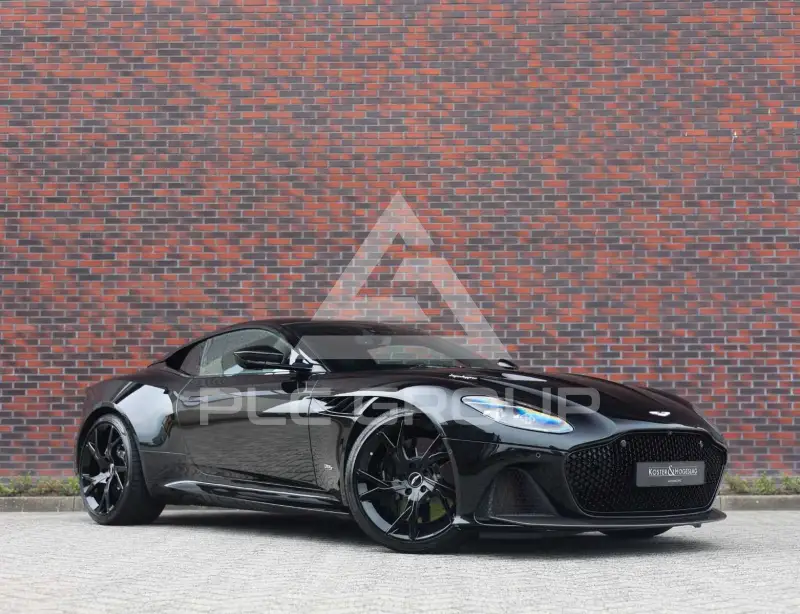 2021 Aston Martin DBS