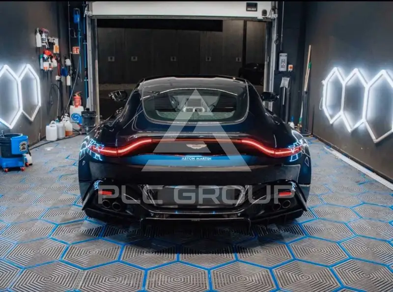 2021 Aston Martin V8