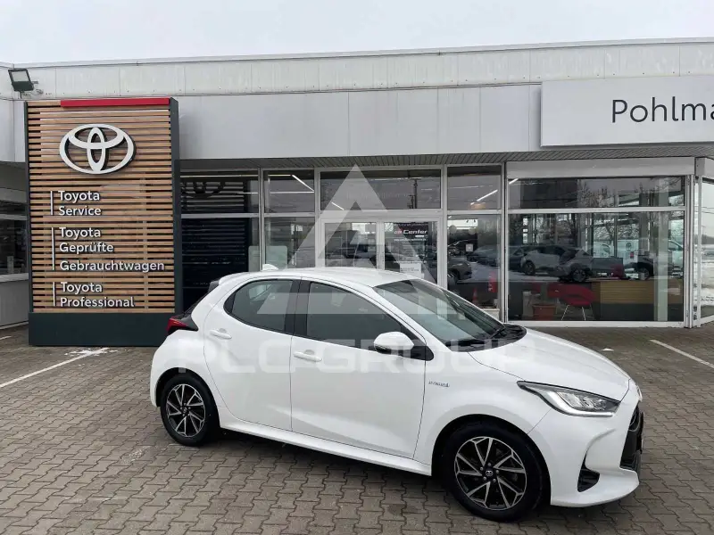 2021 Toyota YARIS