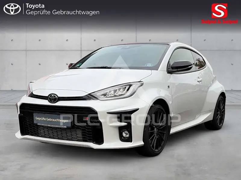 2021 Toyota YARIS