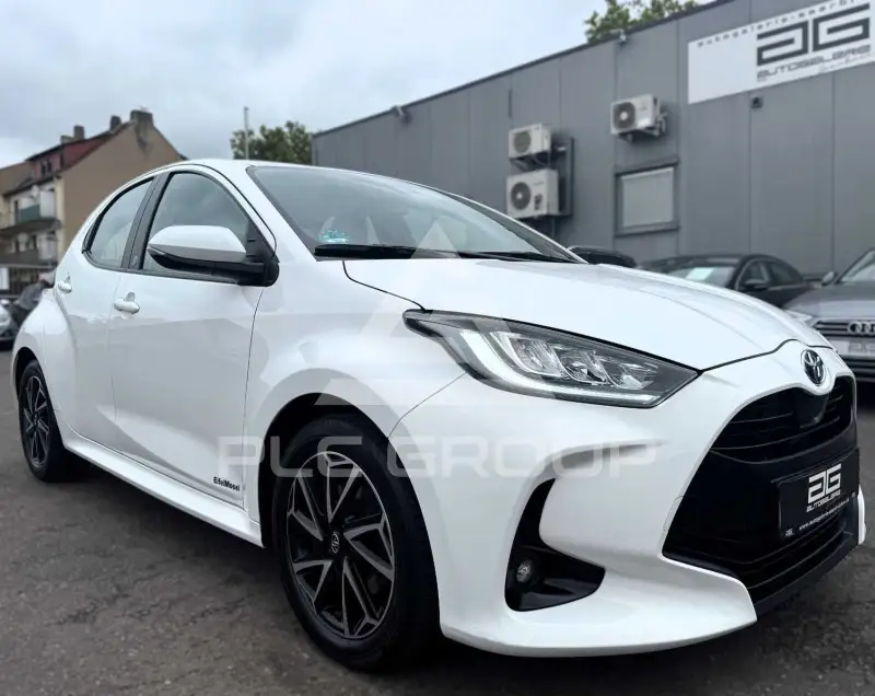 2021 Toyota YARIS