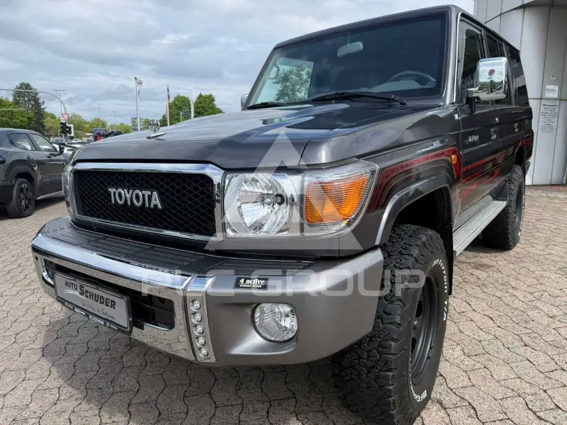 2021 Toyota LAND CRUISER