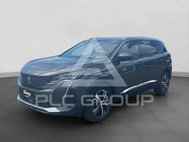 2021 Peugeot 5008