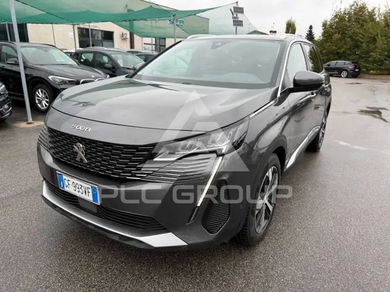 2021 Peugeot 5008