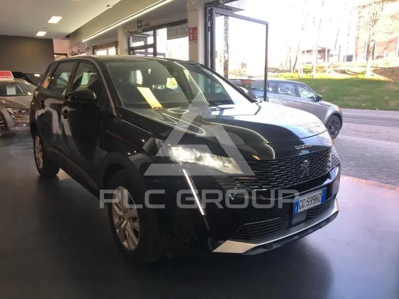 2021 Peugeot 5008
