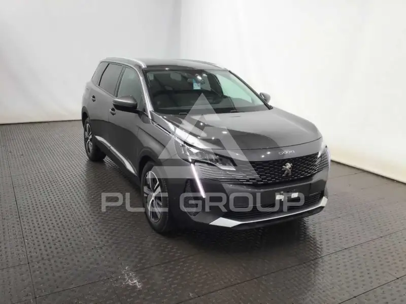 2021 Peugeot 5008