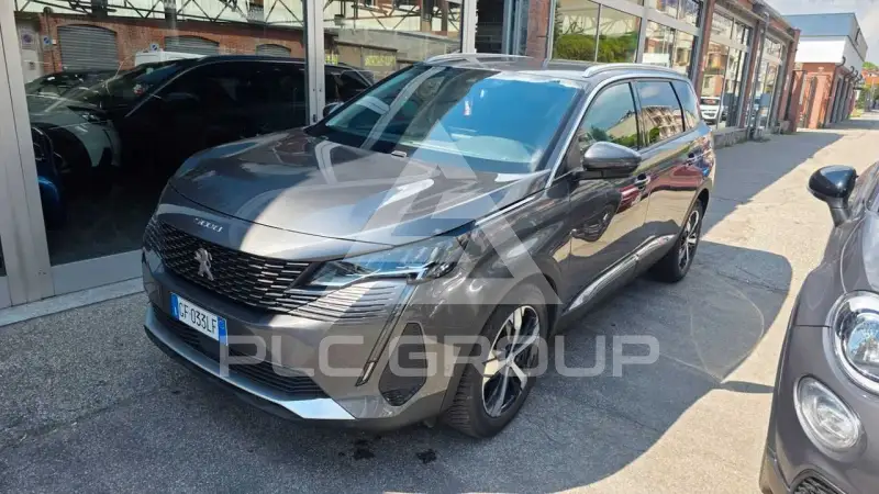 2021 Peugeot 5008