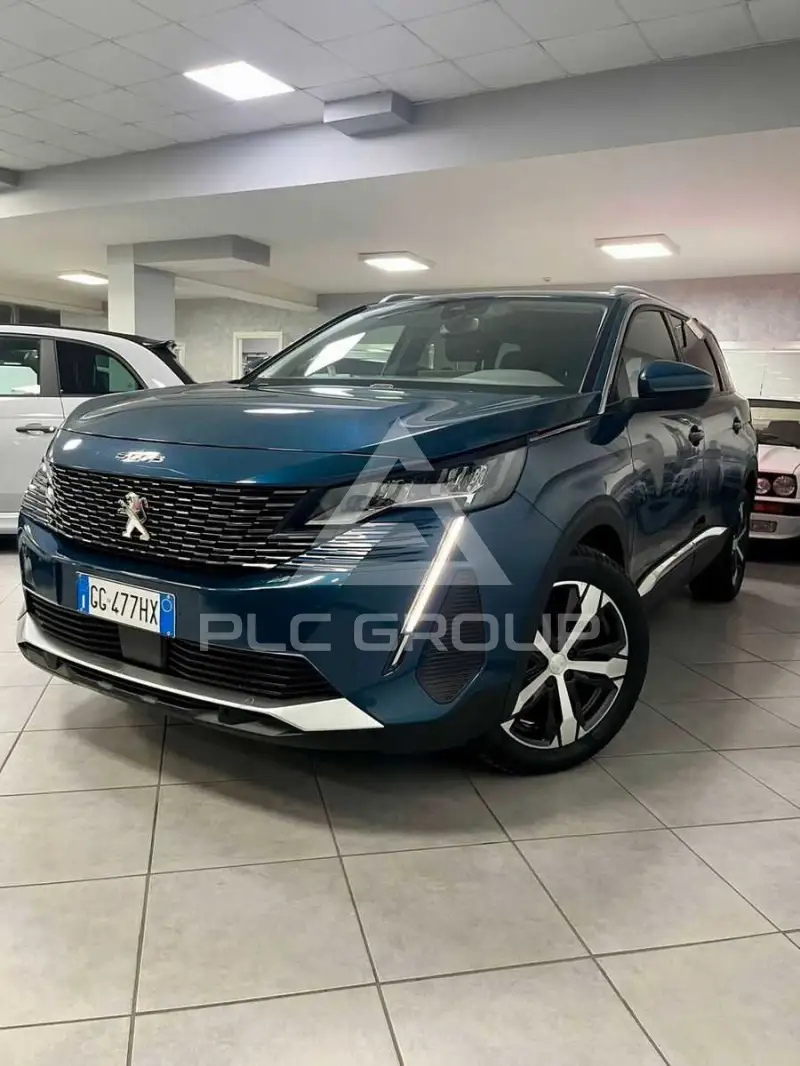 2021 Peugeot 5008