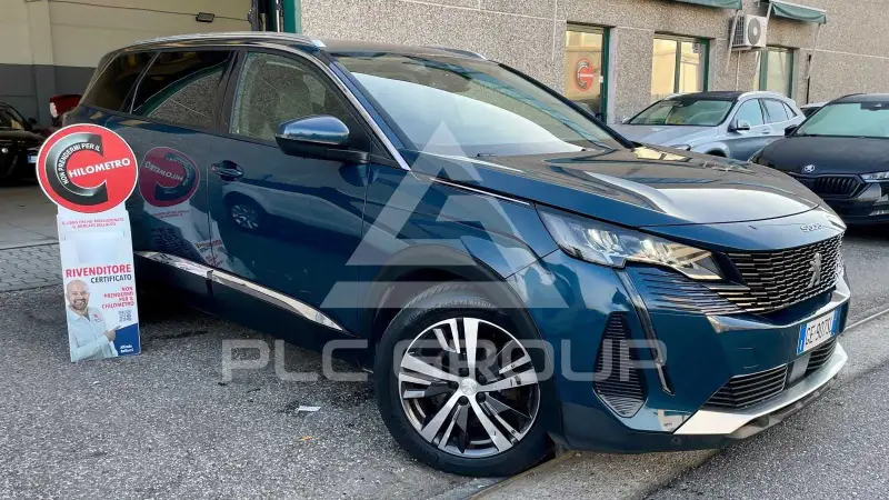 2021 Peugeot 5008