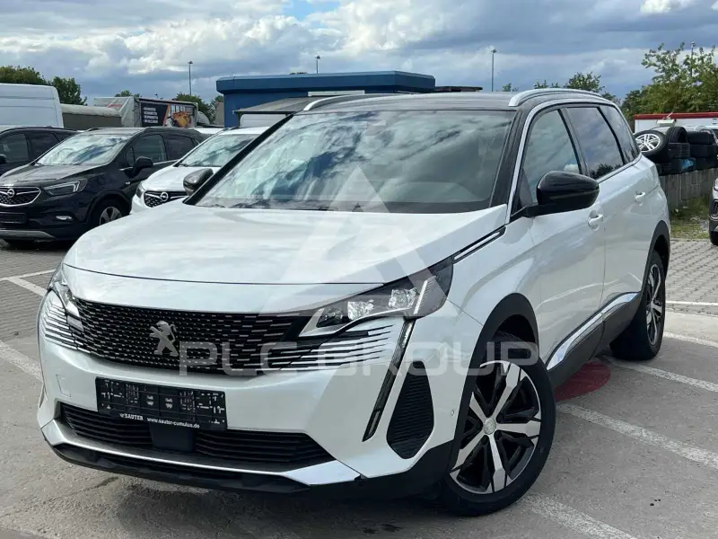 2021 Peugeot 5008