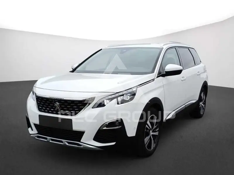 2021 Peugeot 5008
