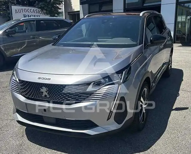 2021 Peugeot 5008