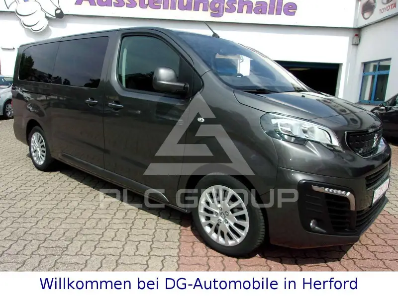 2021 Peugeot Traveller