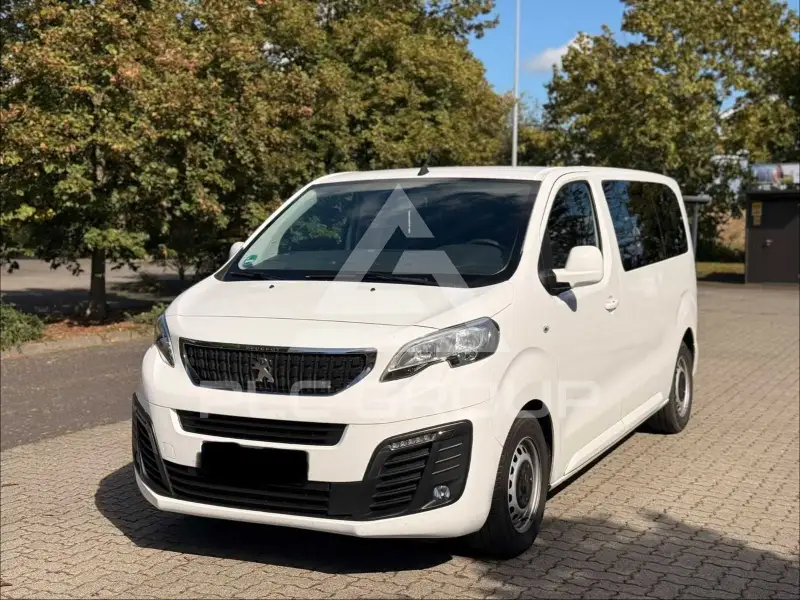 2021 Peugeot Traveller
