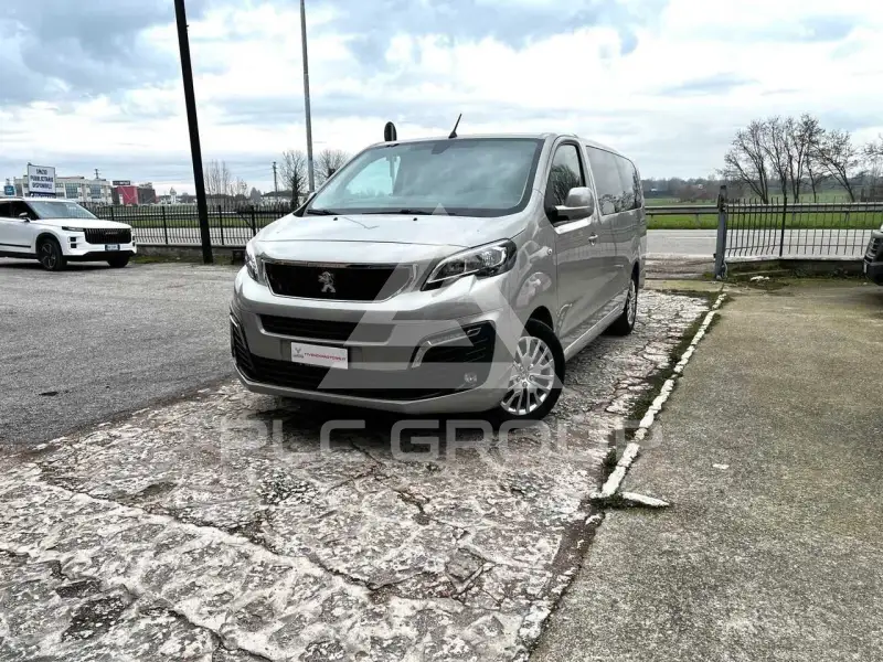 2021 Peugeot Traveller