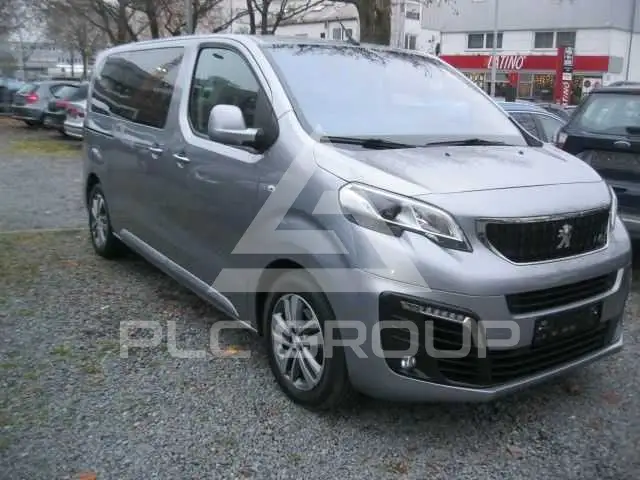 2021 Peugeot Traveller