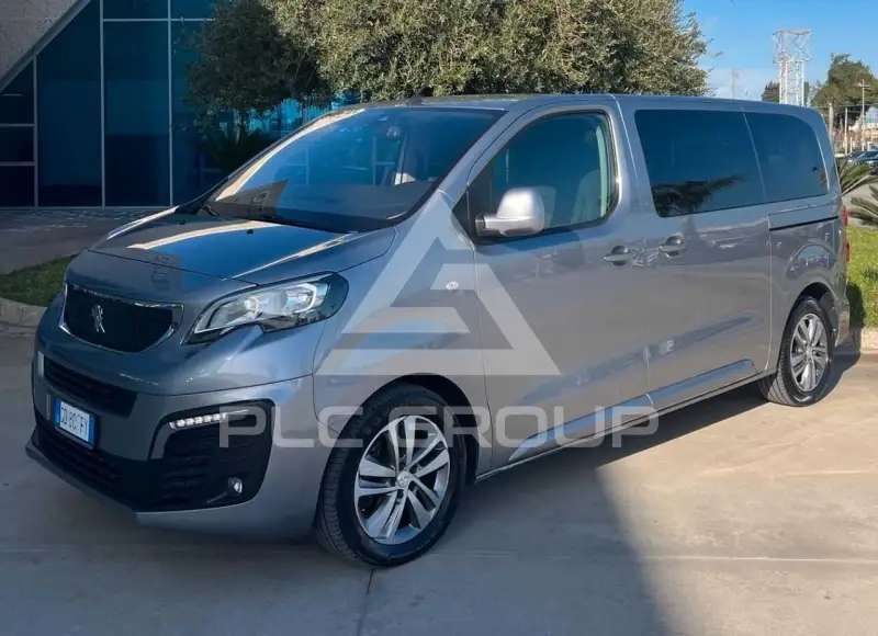 2021 Peugeot Traveller