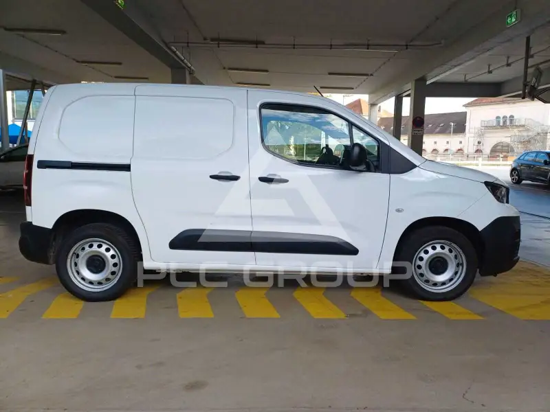 2021 Peugeot Partner