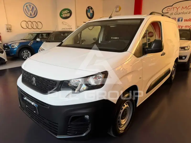 2021 Peugeot Partner