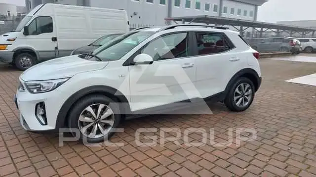 2021 KIA Stonic