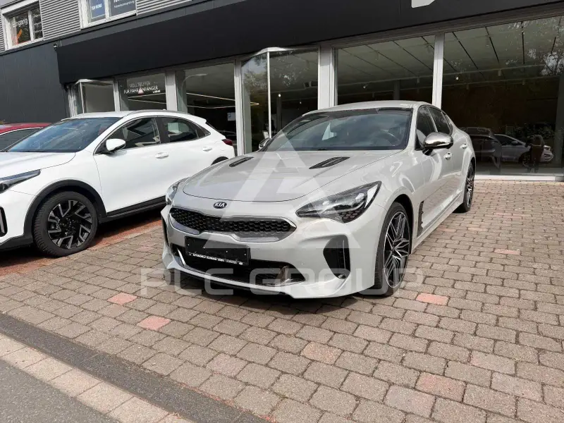 2021 KIA Stinger