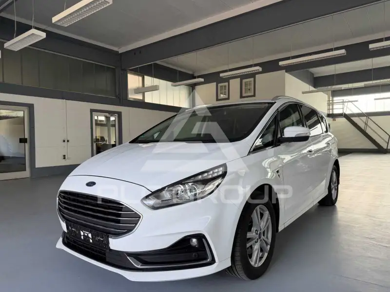 2021 Ford S-Max