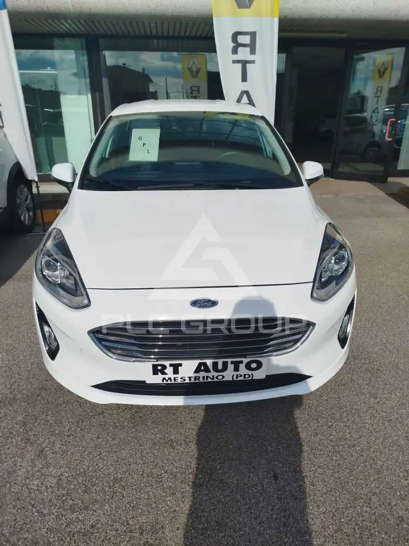 2021 Ford FIESTA
