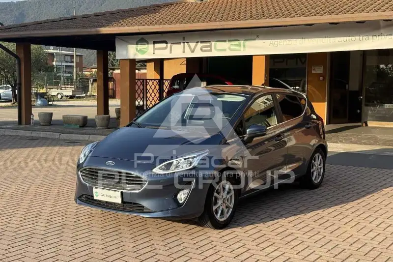 2021 Ford FIESTA