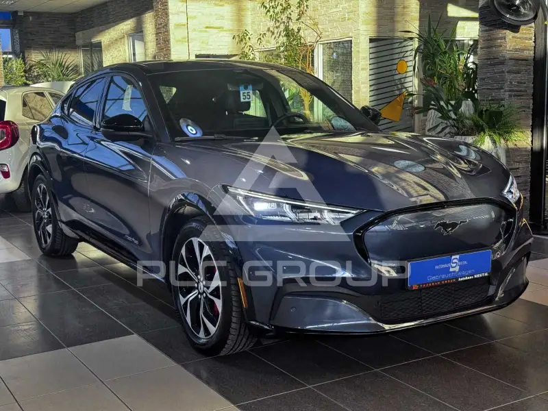 2021 Ford MUSTANG