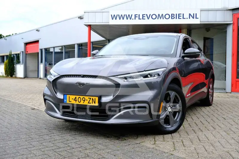 2021 Ford MUSTANG