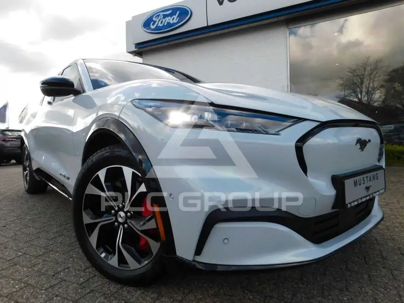2021 Ford MUSTANG