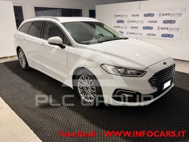 2021 Ford Mondeo