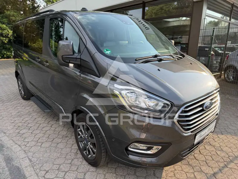 2021 Ford Tourneo
