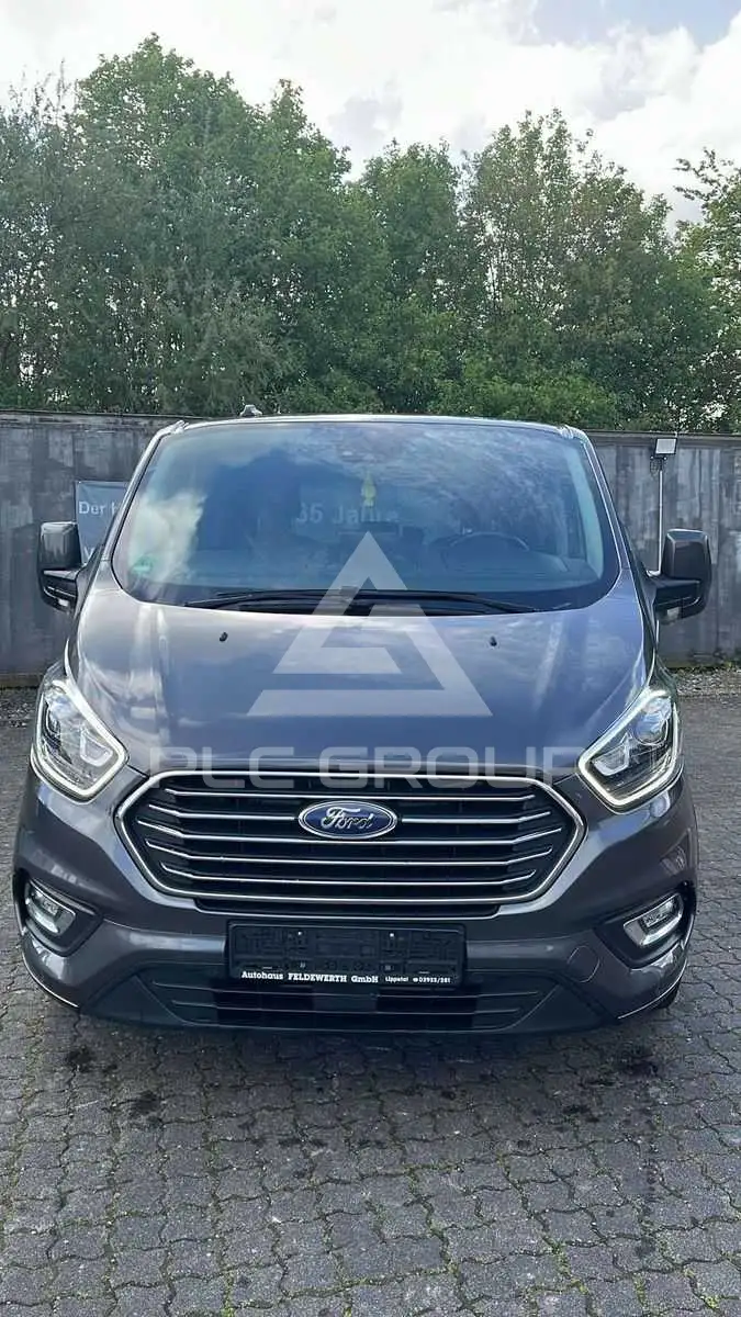 2021 Ford Tourneo