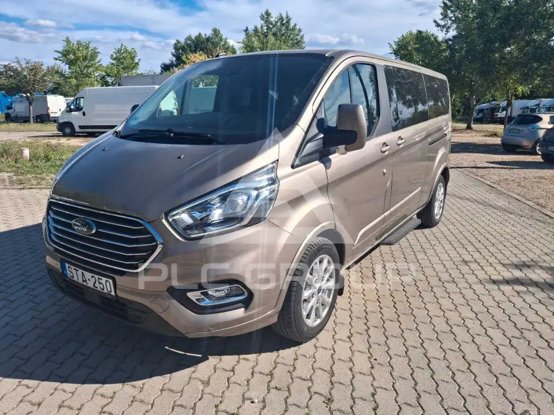 2021 Ford Tourneo