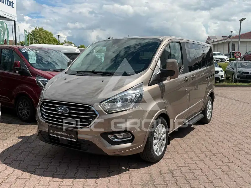 2021 Ford Tourneo