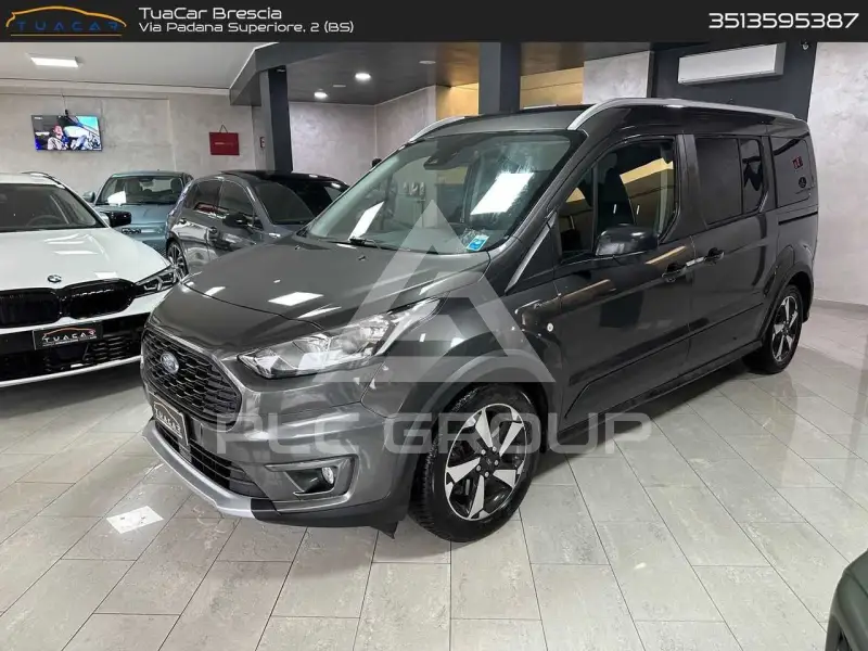 2021 Ford Tourneo