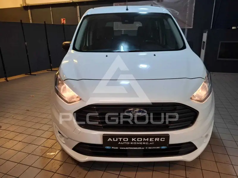 2021 Ford Tourneo