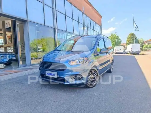 2021 Ford Tourneo