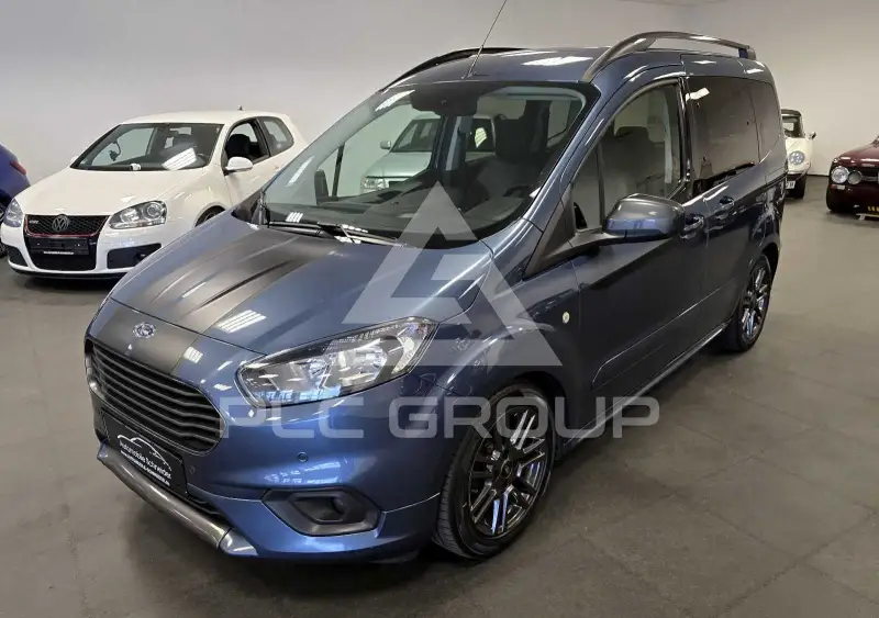 2021 Ford Tourneo