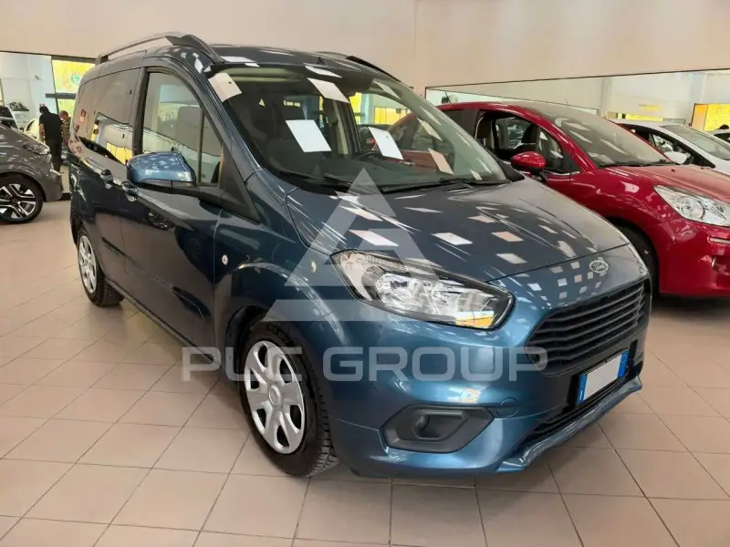 2021 Ford Tourneo