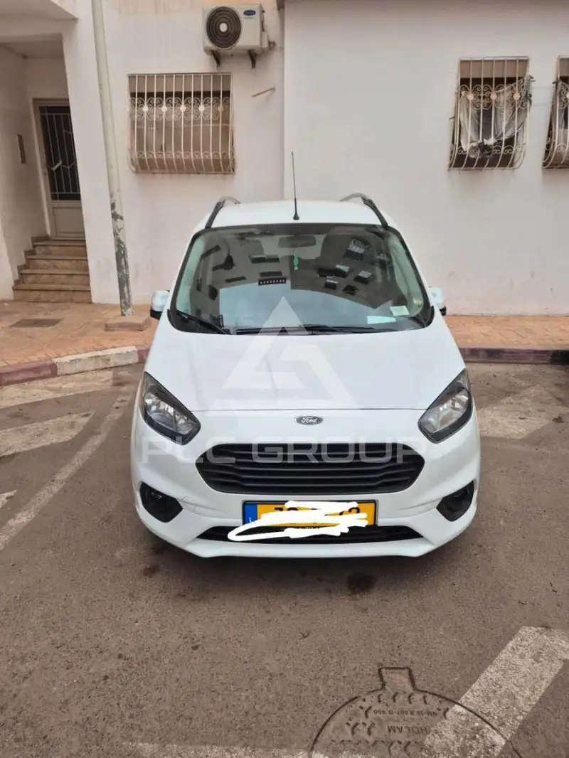 2021 Ford Tourneo