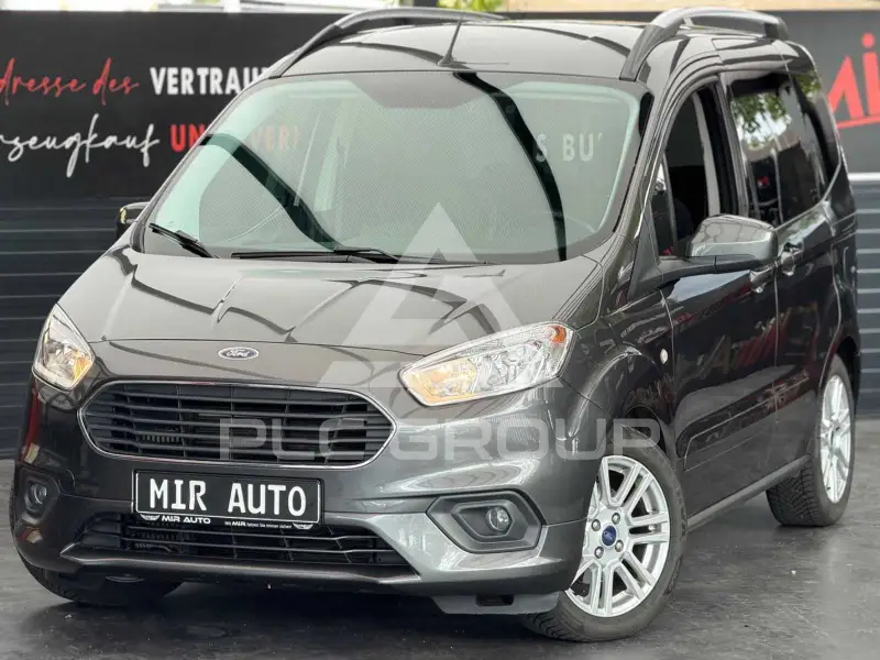 2021 Ford Tourneo