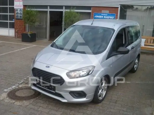 2021 Ford Tourneo