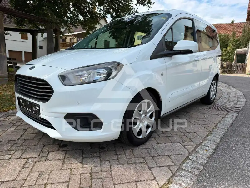 2021 Ford Tourneo