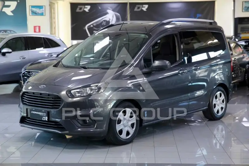 2021 Ford Tourneo