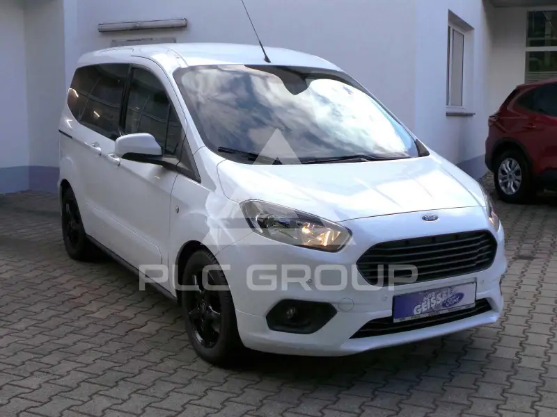 2021 Ford Tourneo