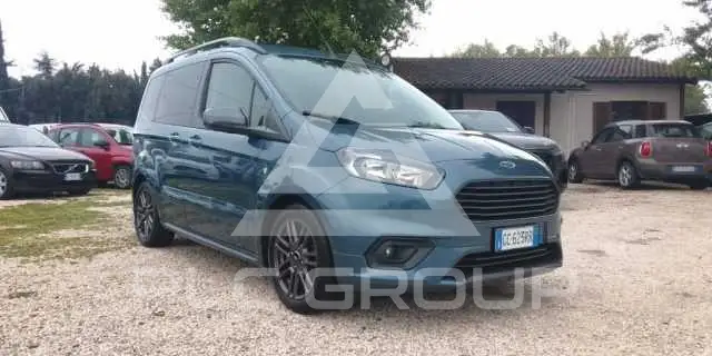 2021 Ford Tourneo
