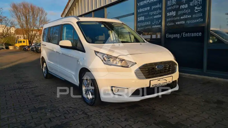 2021 Ford Tourneo